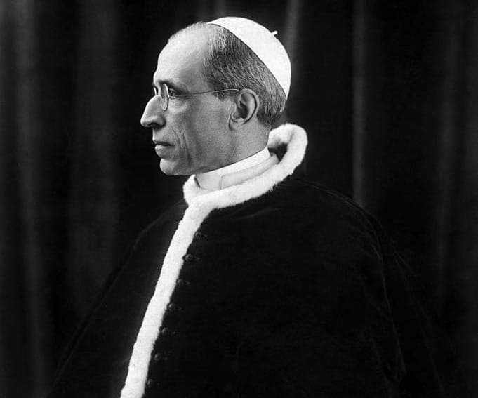 10 Darkest Secrets Hidden in the Vatican's Secret Archives